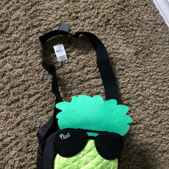 Pink cooler - Picture 3 of 3